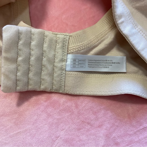 Cozy 46DDD Wireless Supportive Bralette Cream Nude Lounge Sports Bra Good Used C - Picture 7 of 9